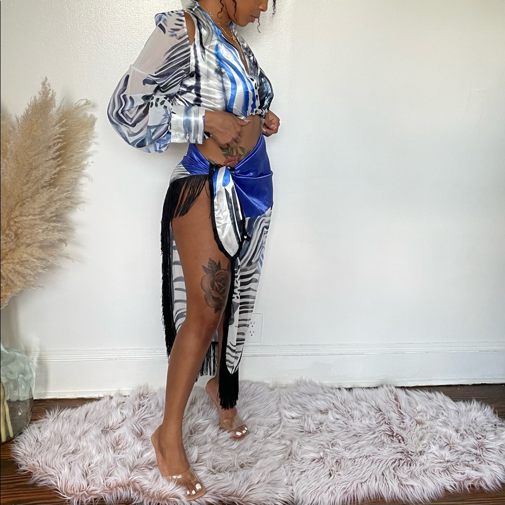 Two piece fringe skirt set
